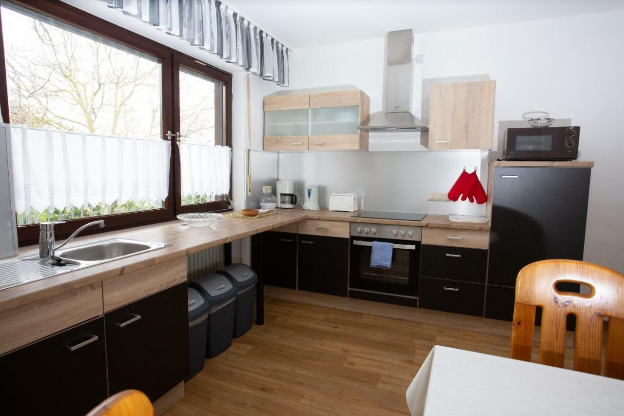 Gästehaus Am Vogelsang Kerpen  Zimmer foto
